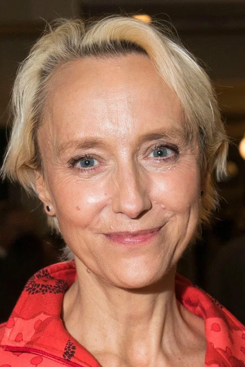 Photo of Lia Williams
