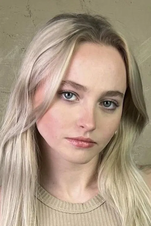 Photo of Madison Wolfe