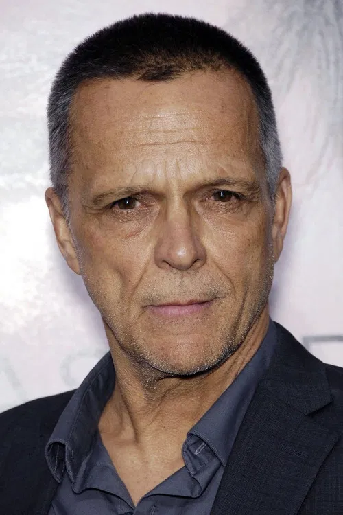Photo of James Russo
