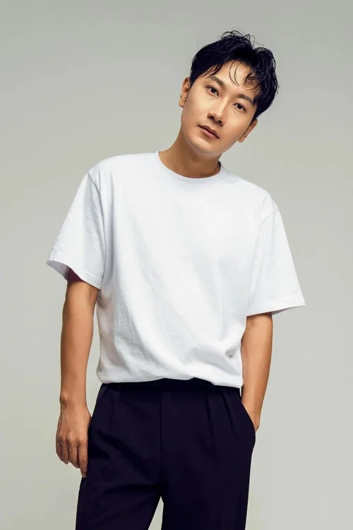Photo of Yang Zhang