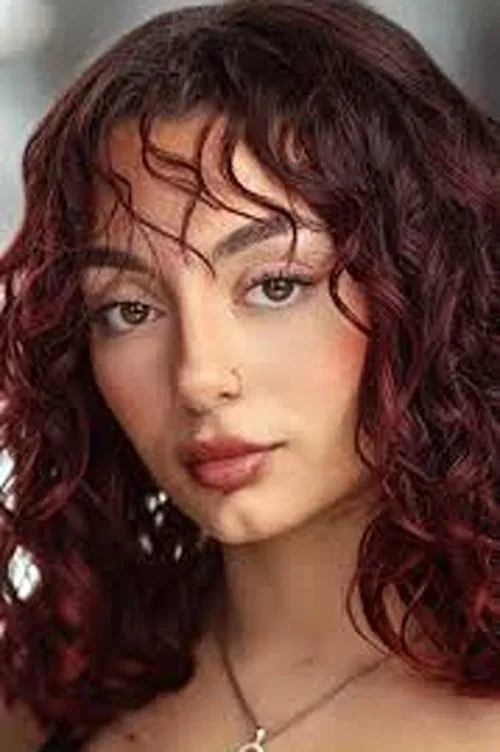 Photo of Lara Duru