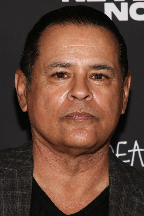 Photo of Raymond Cruz