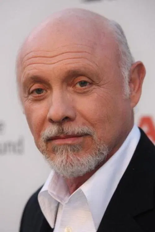 Photo of Héctor Elizondo