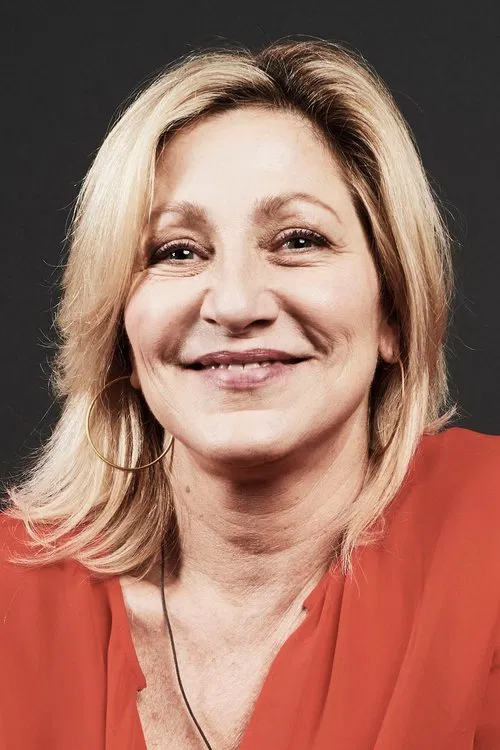 Photo of Edie Falco