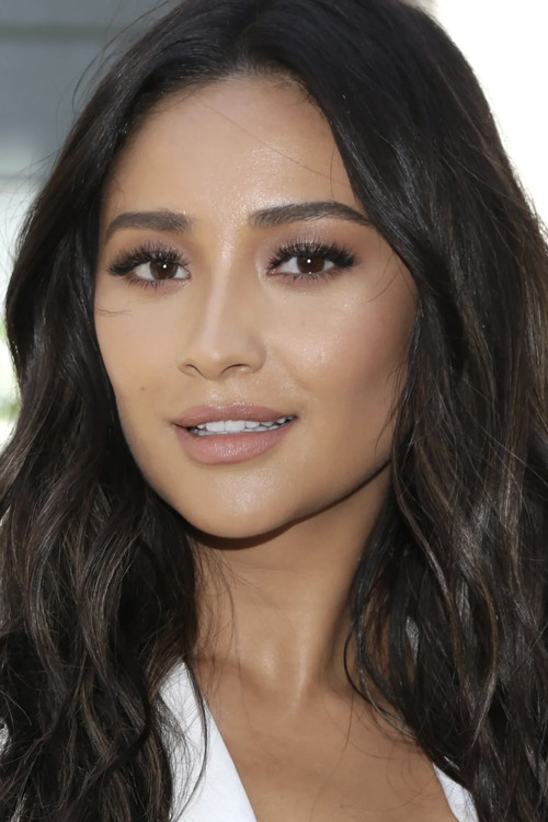 Photo of Shay Mitchell
