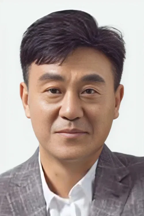 Photo of He Bing