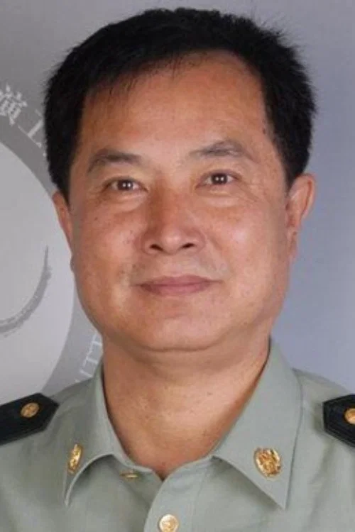 Photo of Yiqun Gong
