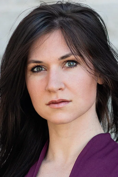 Photo of Allison Robertson