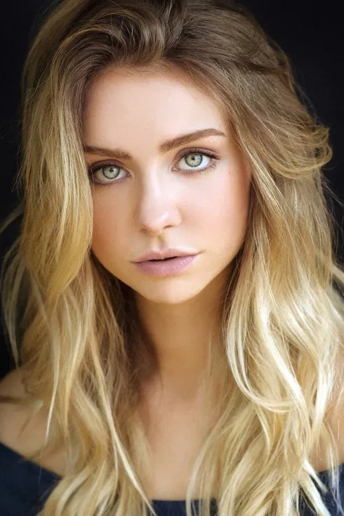 Photo of Maddie Phillips