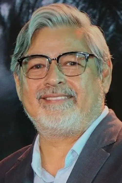 Photo of Joel Torre