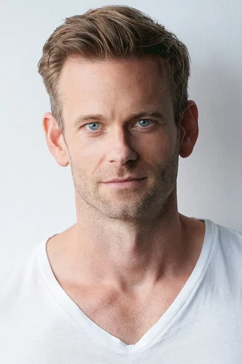 Photo of Eric Johnson