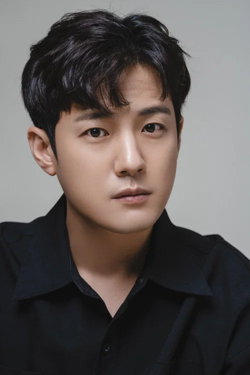 Photo of Seo Jun-young
