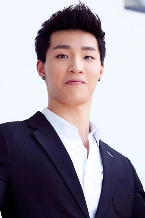 Photo of Emn Chen