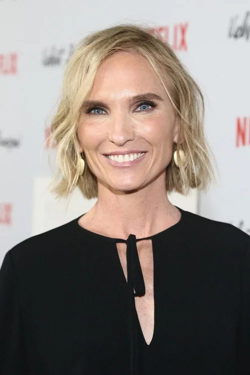 Photo of Jennifer Fox