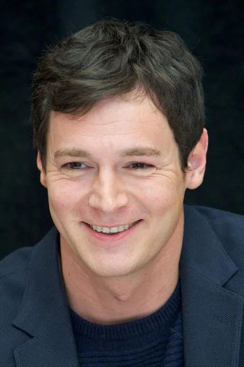 Photo of Benjamin Walker