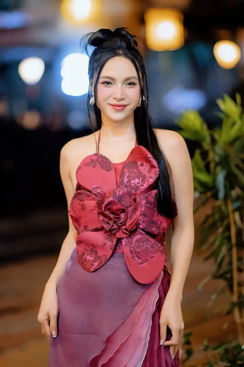 Photo of Hien Ngo