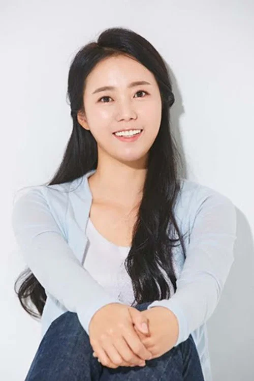 Photo of Son Mi-hee
