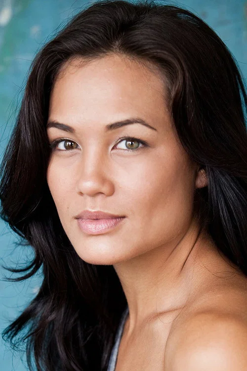 Photo of Nadine Nicole