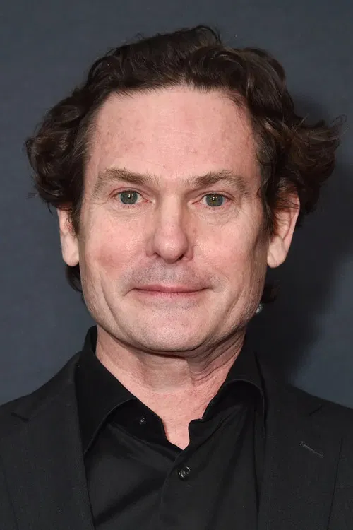 Photo of Henry Thomas