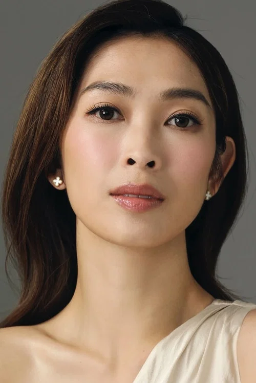 Photo of Sarah Song