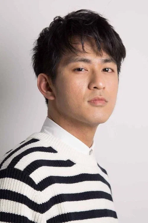 Photo of Joey Yu