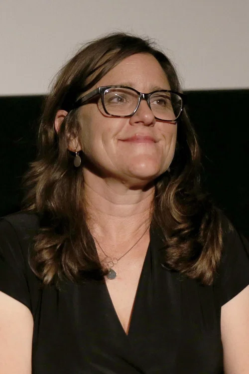 Photo of Rebecca Sonnenshine