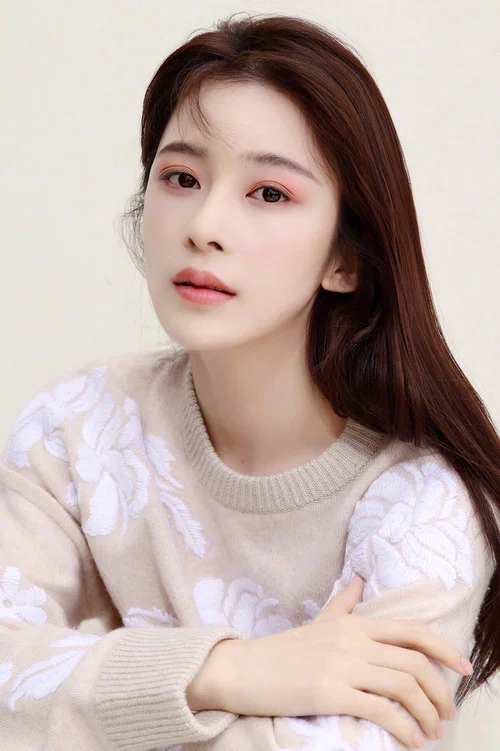 Photo of Zhao Yingzi