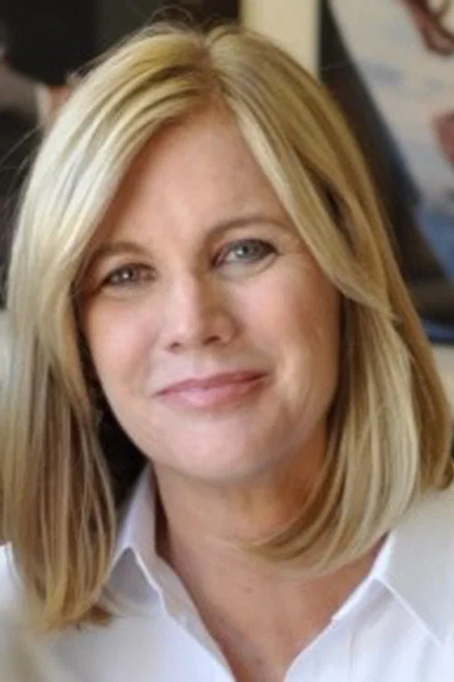 Photo of Laurie MacDonald