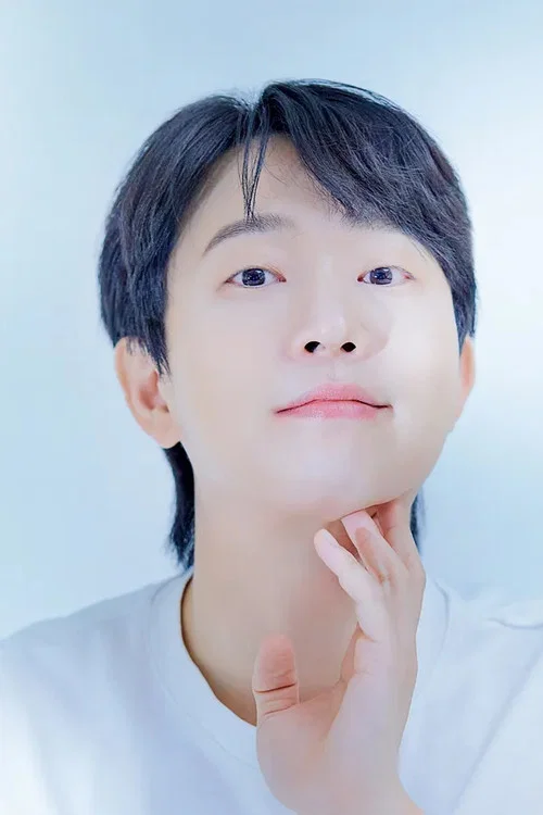 Photo of Shin Beom-sik
