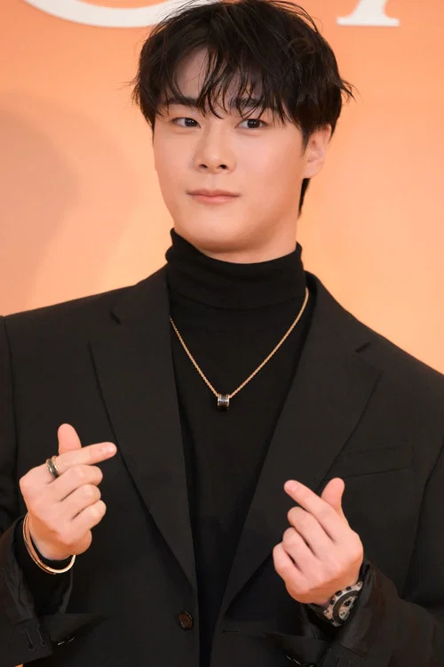 Photo of Moon Bin