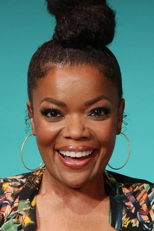 Photo of Yvette Nicole Brown