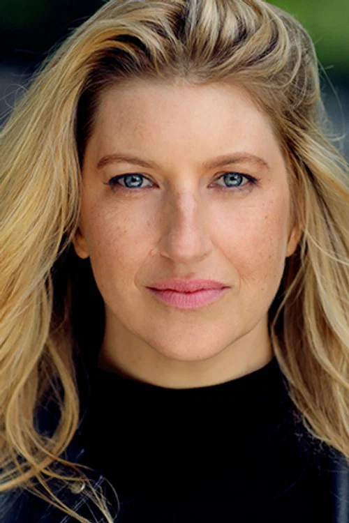 Photo of Tara Summers