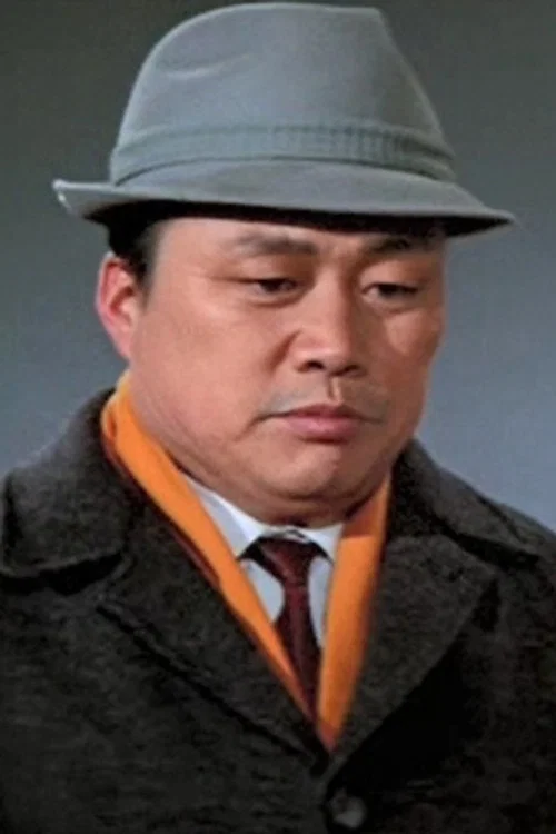 Photo of Chu Bong