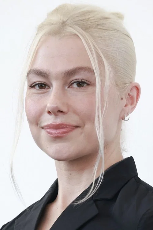 Photo of Phoebe Bridgers