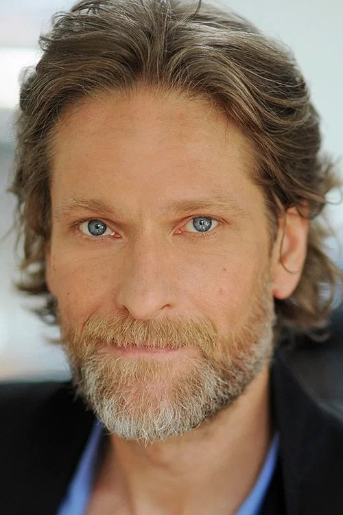 Photo of Michael Laurence