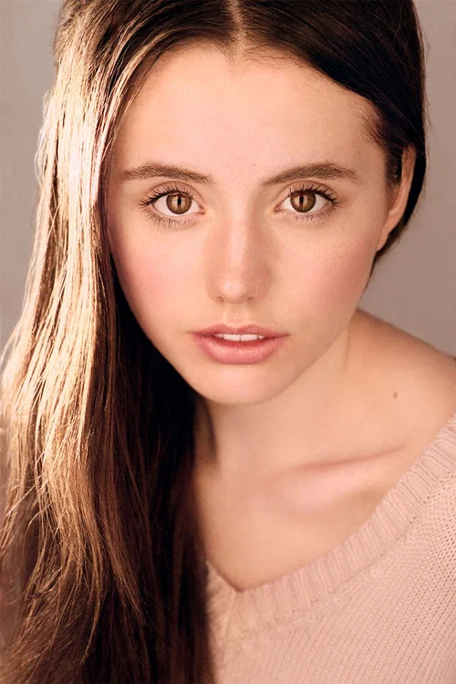 Photo of Lily Mo Sheen