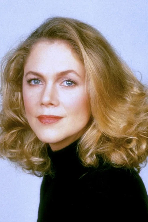 Photo of Kathleen Turner