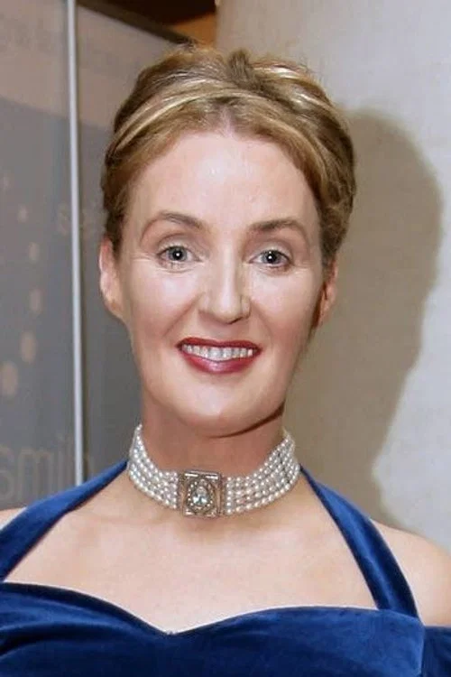 Photo of Lisa Gerrard