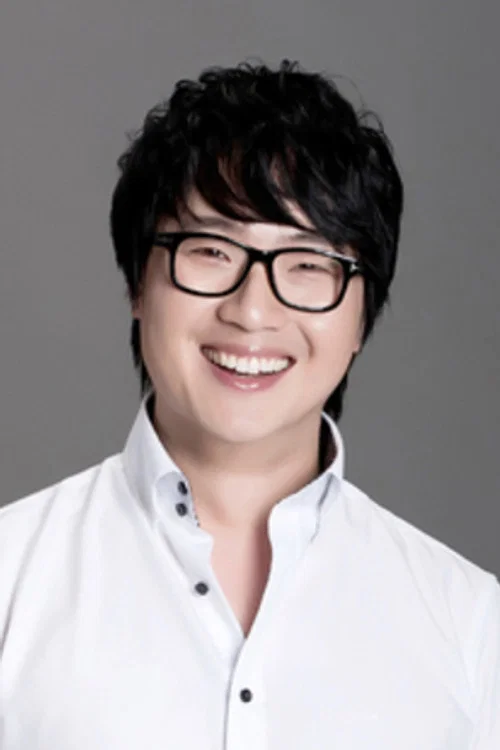 Photo of Hong Bum-ki
