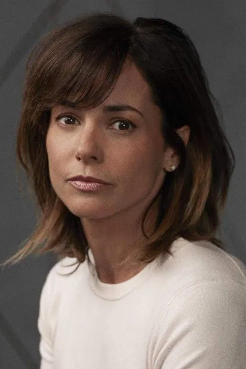 Photo of Stephanie Szostak