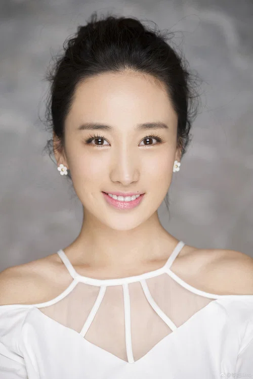 Photo of Yan Li