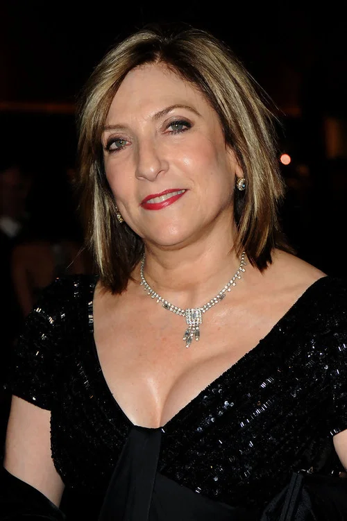Photo of Lesli Linka Glatter