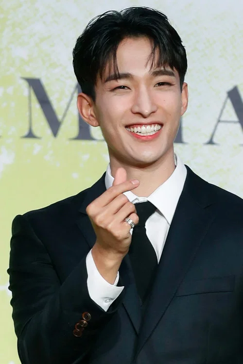 Photo of DK