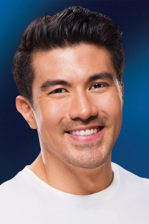 Photo of Luis Manzano