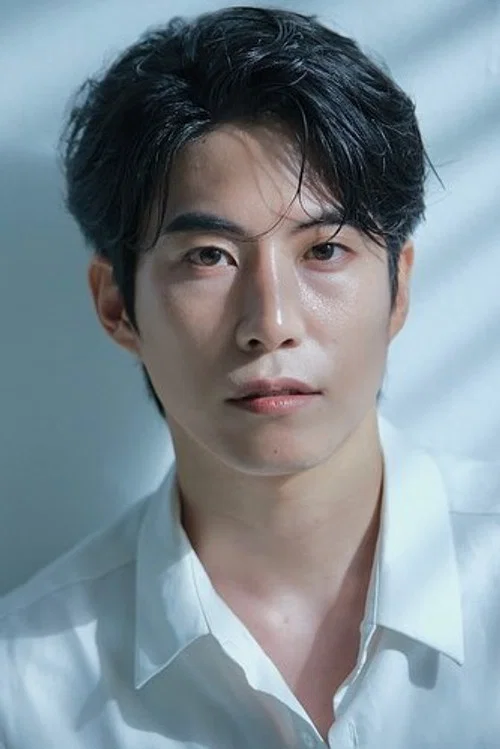 Photo of Seol Jun-su