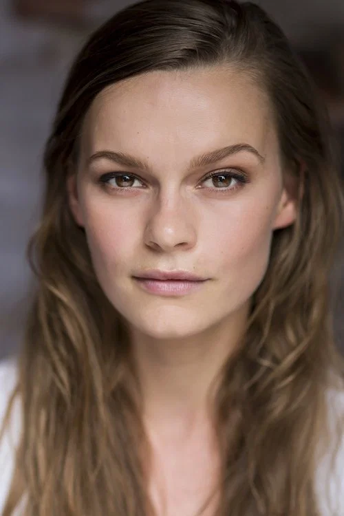 Photo of Anna-Maree Thomas