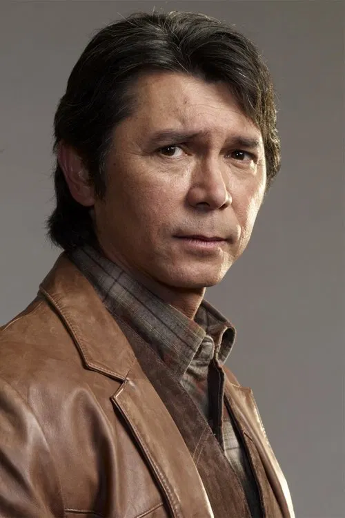 Photo of Lou Diamond Phillips