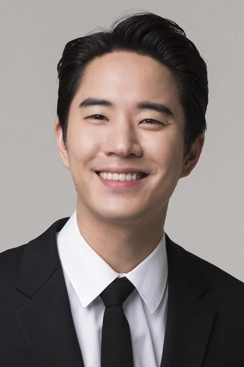 Photo of Moon Tae-yu