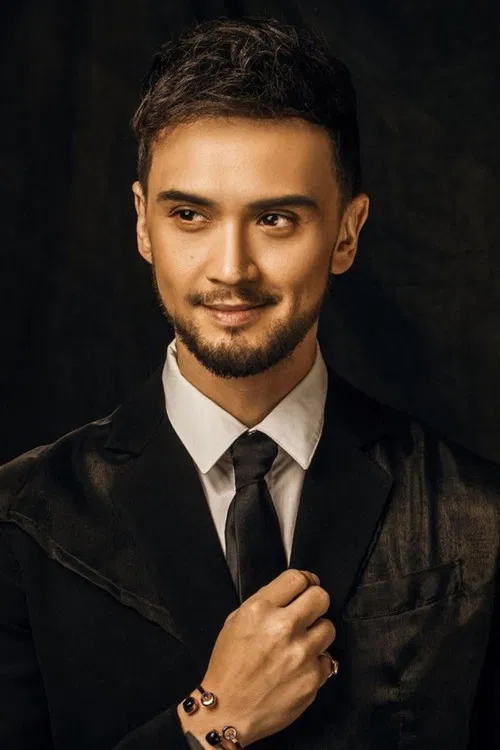 Photo of Billy Crawford