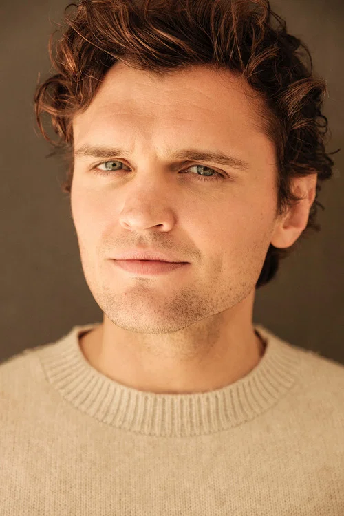 Photo of Ray Nicholson